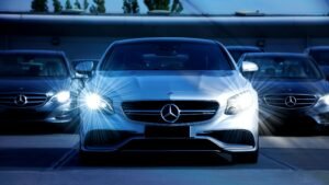 What are the top 10 best-selling hybrid vehicles in 2023?